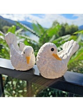 Vintage Ceramic White Love Birds Figurines Seagull Babies Beach Lake House Decor
